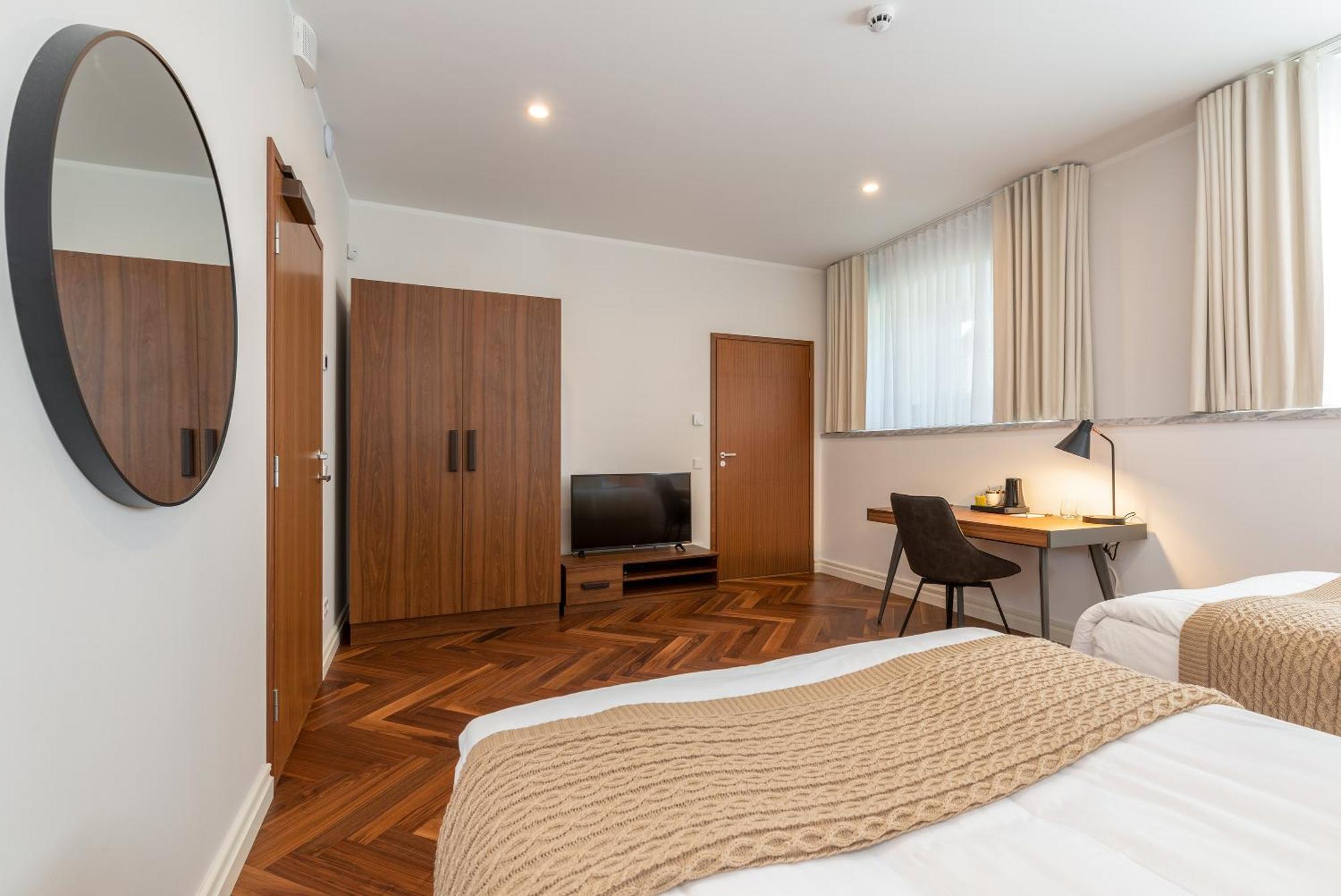 The Manor Sports & Spa Torva Екстер'єр фото