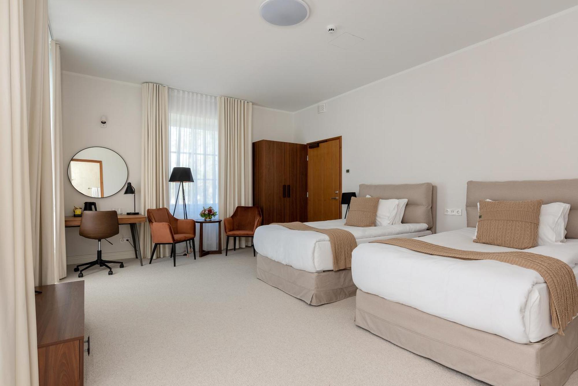 The Manor Sports & Spa Torva Екстер'єр фото