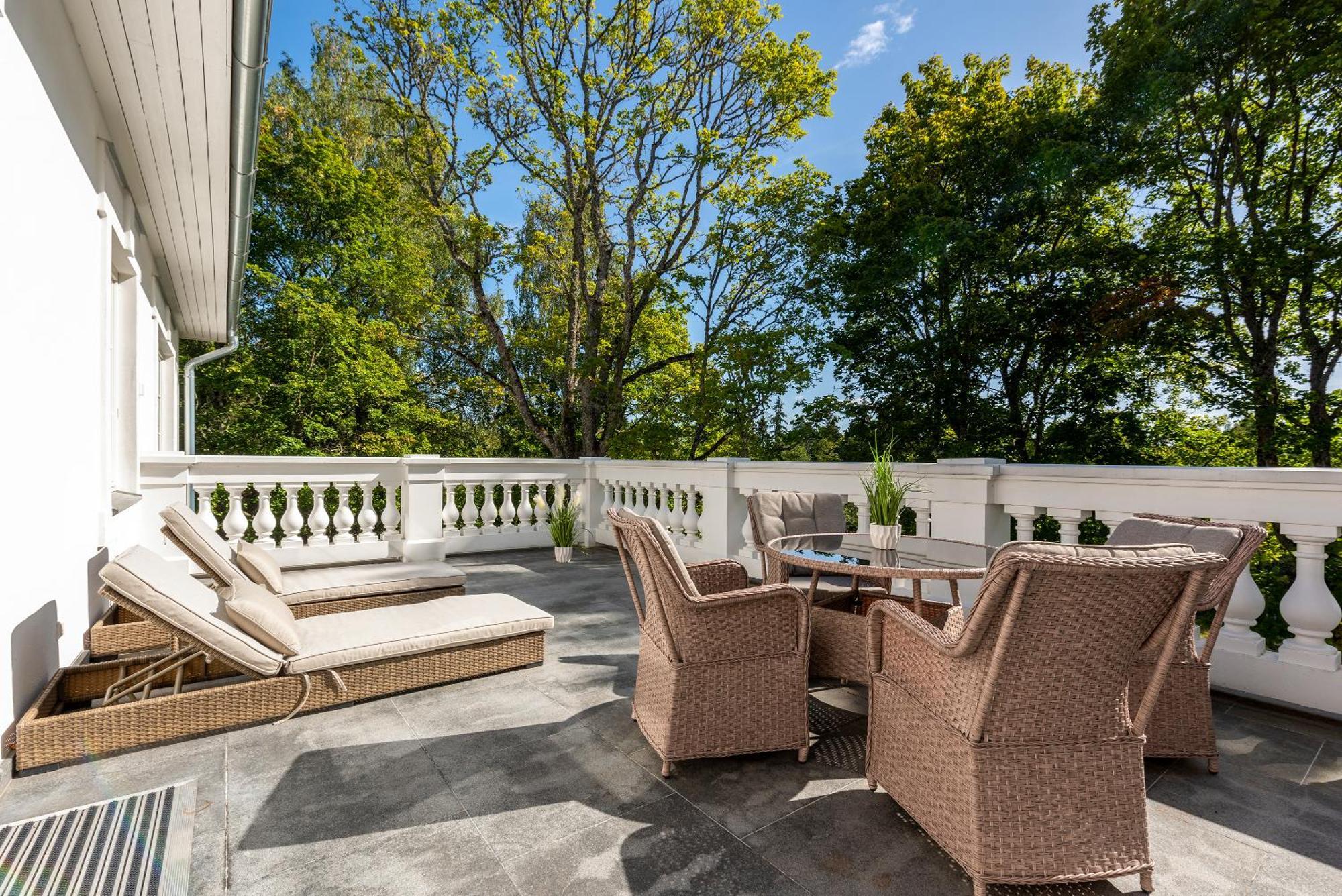 The Manor Sports & Spa Torva Екстер'єр фото