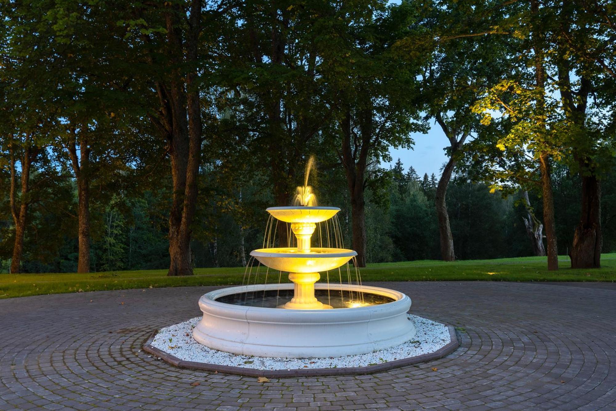 The Manor Sports & Spa Torva Екстер'єр фото