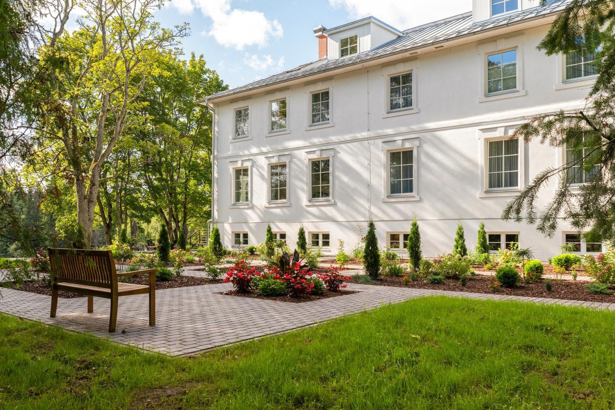 The Manor Sports & Spa Torva Екстер'єр фото